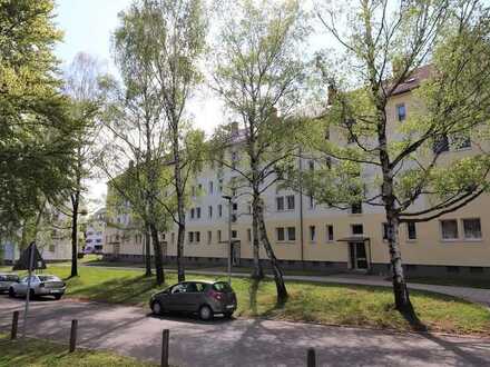 Gemütlich Wohnen am Ottoteich- 2 Zimmer/Balkon/ Dusche