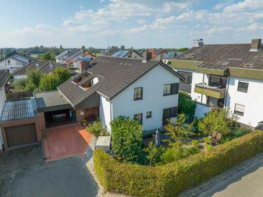 Gepflegtes Einfamilienhaus mit viel Charme in Feldnähe