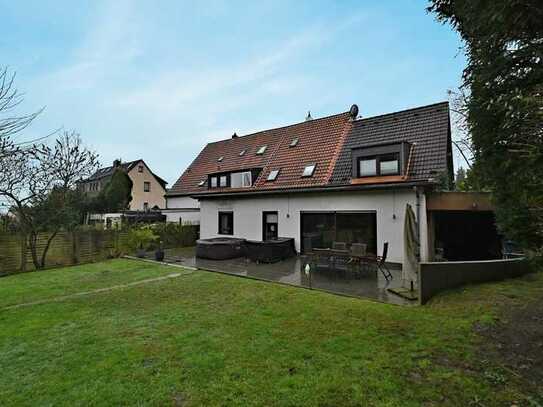 Für Heidhauser Gartenfans! Familienhaus mit toller Hauptwohnung u. zwei weiteren Einheiten