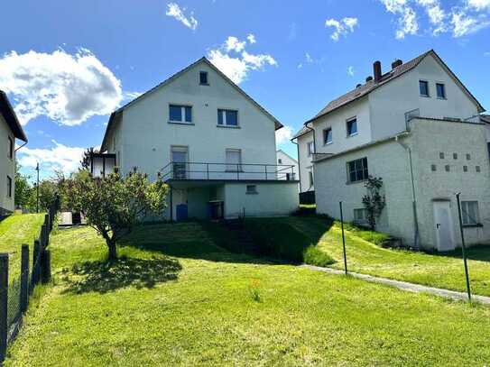 Ober-Mörlen: 2-Familienhaus in traumhafter Lage mit großem Garten