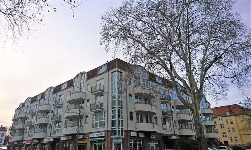 Dachgeschoss mit Ausblick - Möbliertes 1-Raum Appartement