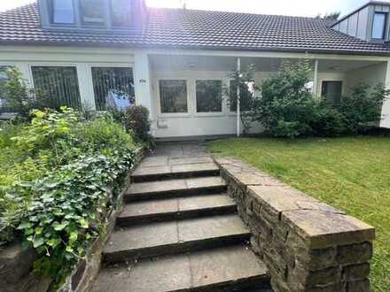 Helles Büro in ruhiger und exklusiver Lage