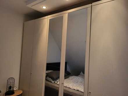 Modernisierte 2-Raum-Wohnung mit Balkon und Einbauküche in Edingen-Neckarhausen