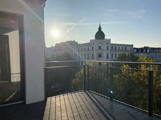 5 Zi.-Wohnung mit toller Ausstattung*Aufzug*Parkett*2 Balkone*