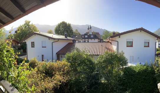 Traumwohnung mit umlaufenden Balkon mit Toppanorama in bevorzugter Lage