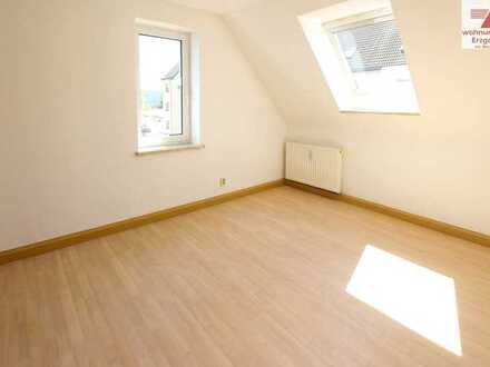 2-Raum-Wohnung mit Einbauküche in ruhiger Lage