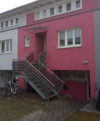 Attraktives Halbes Reihenhaus / 2-Zimmer-Wohnung mit Freisitz Lörrach