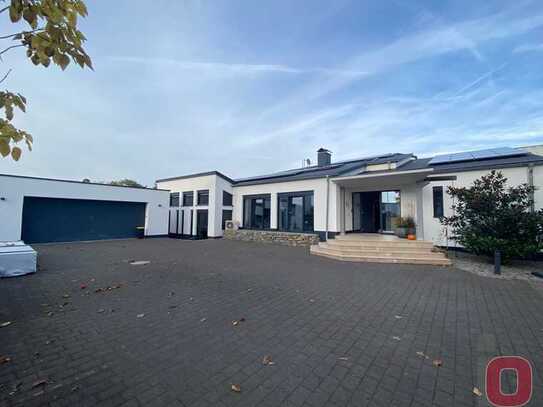 Ihr privates Resort – Moderne Villa mit Wellnessoase, Pool & 2.487m² Parkgrundstück