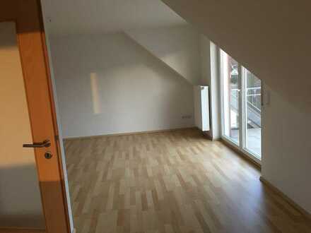3-Zimmer-DG-Wohnung mit Balkon in Friedrichshafen-Ailingen