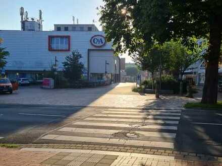 Große Einzelhandelsfläche & Parkplätze & exzellente Sichtbarkeit in der Fußgängerzone Barsinghausen