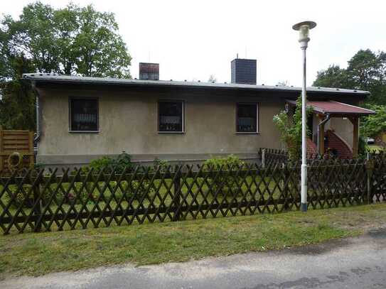 Kleines Wohnhaus in ruhiger Lage mit sehr guter Verkehrsanbindung