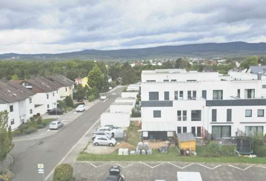 1431 Schöne 3 Zimmer Mietwohnung mit Balkon und 2 Stellplätzen in Ingelheim-West