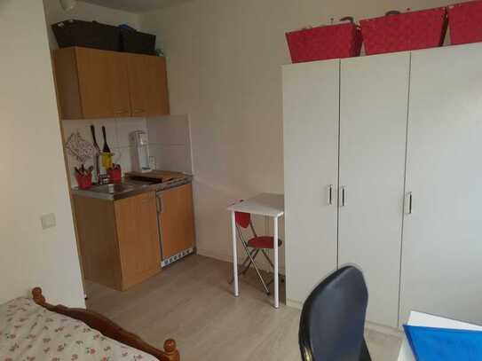 Studentenappartement 1 Zimmer mit Bad von privat