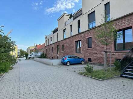 ++ Kfz-Stellplatz - Nordring/Haardtstrasse - gegenüber REWE-Markt in LD-Stadt !++