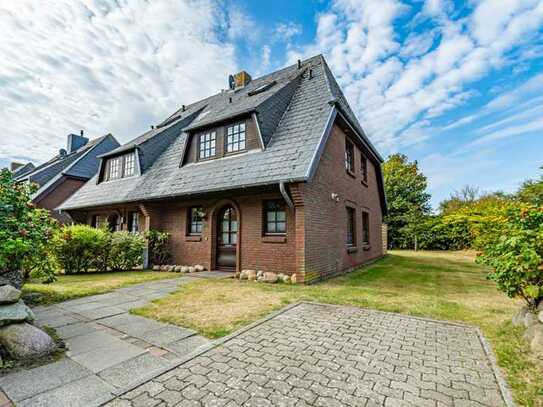 Attraktive Doppelhaushälfte mit tollem Grundstück im ruhigen Alt-Westerland