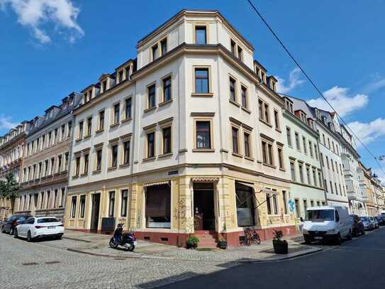 großzügig , helle 2-Zimmer-ETW in ruhiger, sonniger Lage der Dresdner-Neustadt zu verkaufen