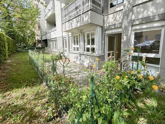 KOMFORTABLES ERDGESCHOSS-APARTMENT MIT 3 ZIMMER UND TERRASSE IN STEGLITZ I PROVISIONSFREI!