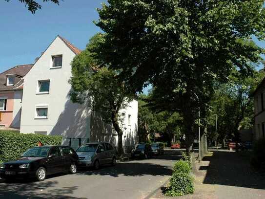 Freundliche 6 Zi. Mietwohnung, Balkon, 2 Bäder, ruhige schöne Lage in Herne -Wanne