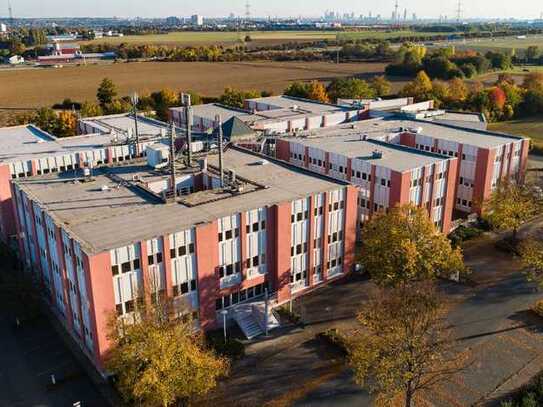 Attention Investors! Huge and modern office property near Frankfurt - new development area nearby!