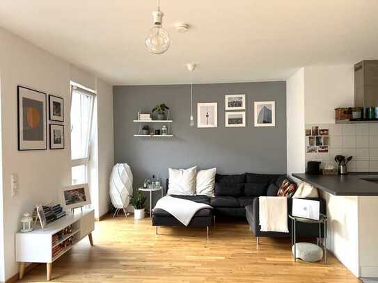 Sublet 6 months min. 2 BR Apt Mitte / Zwischenmitte min. 6 Monate - 2R Wohnung in Mitte