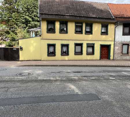 Einfamilienhaus mit Einliegerwohnung in Wernigerode OT Hasserode