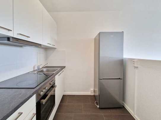 Nachmieter:in für 2-Zimmer-Wohnung mit Einbauküche gesucht! Ausblick gratis! *AB SOFORT*