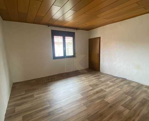 Toplage in Heddesheim - Sanierungsbedürftiges Einfamilienhaus mit großzügigem Hof