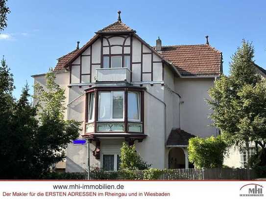 MHI - Renovierte 5 Zimmer-Maisonette-Wohnung in repräsentativer Altbauvilla