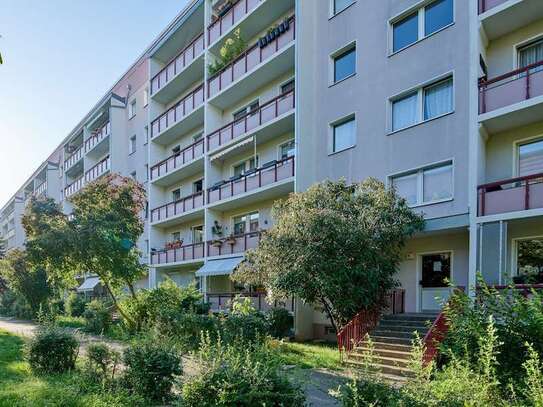 *500 EUR Gutschein bei Einzug bis 31.12.2024***Frisch renovierte 4-Zimmer-Wohnung mit Balkon!*