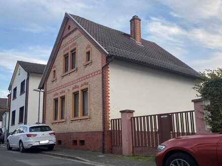 Grundstück (mit Abrissobjekt) zum Bau von einem EFH oder zwei Häuser (EFH + ZFH) in Sprendlingen