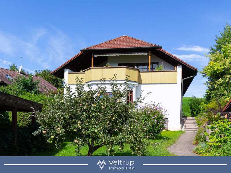                                                               REIZENDE 3 ZIMMER-WOHNUNG MIT G&Auml;STEAPPARTEMENT IN ECHING AM AMMERSEE                                                       in Eching (Landshut)