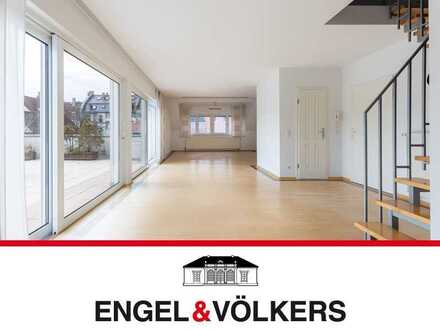 Dachmaisonette mit großer Terrasse und zwei Stellplätzen