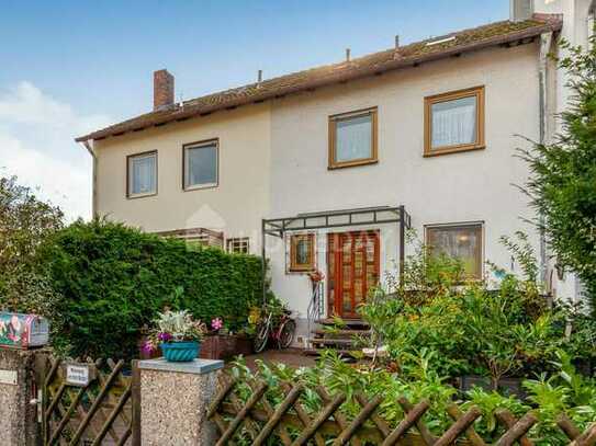 Moderner Wohnkomfort: RMH mit Terrasse und Wintergarten – Ihr perfektes neues Zuhause