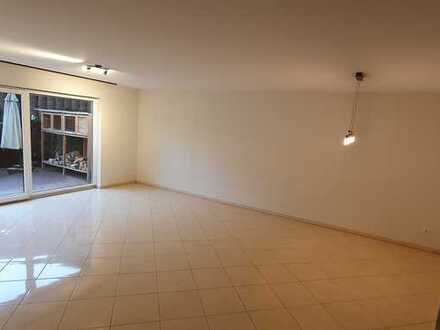 1100 € - 130 m² - 4.0 Zi.