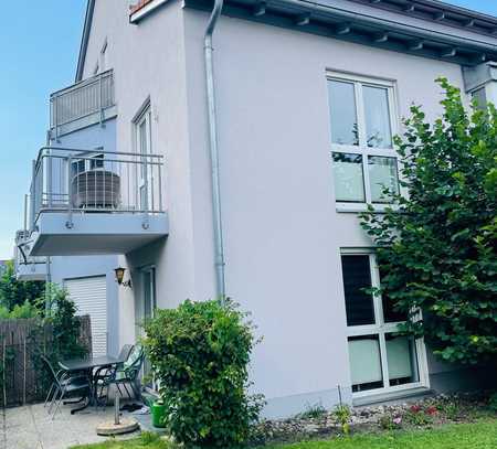 **Idyllische Wohnung mit Garten und Terrasse**In ruhiger Wohnanlage**