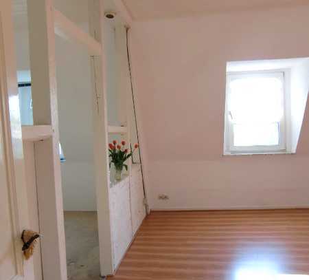 Briller Viertel, gemütliche Mansarden Wohnung, 60 qm