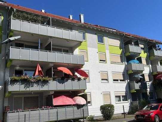 modernisierte 2-Zimmer-Wohnung mit Balkon im Hochparterre