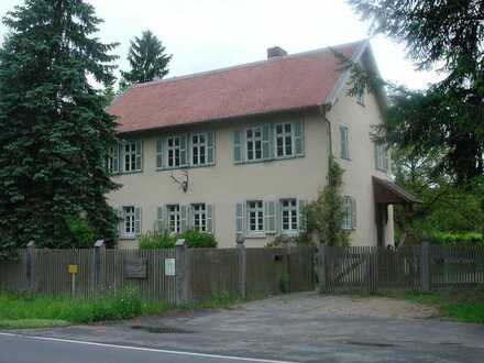 Forsthaus mit großem Garten - Verkauf im Gebotsverfahren