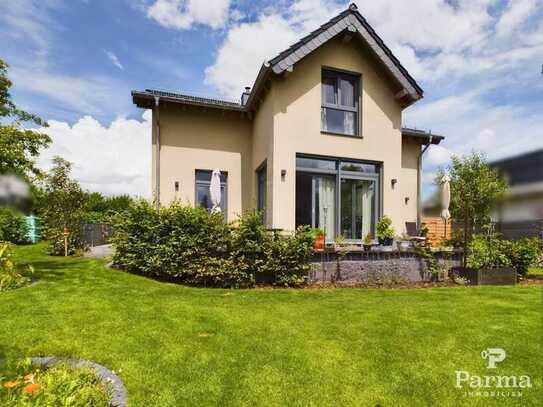 Modernes Einfamilienhaus mit historischen Ausblick