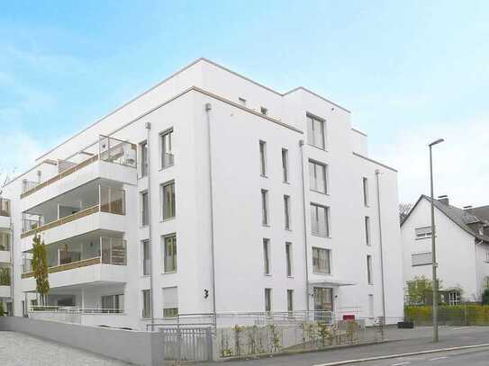 Kassel / Vorderer Westen … Moderne, großzügige 3-Zimmer-Wohnung mit Fahrstuhl und Loggia!