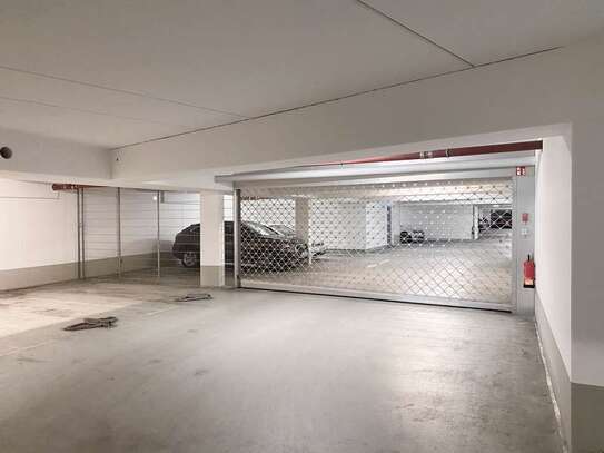 Tiefgaragenstellplatz zu vermieten