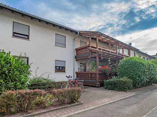 Renovierungsbedürftige 3-Zimmer-Wohnung in top Lage inkl. Garage!