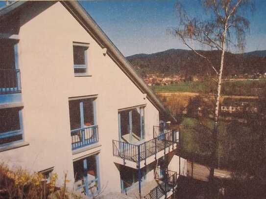 Traumhafte 3,5-Zimmer--Maisonette-Wohnung in Freiburg-Littenweiler