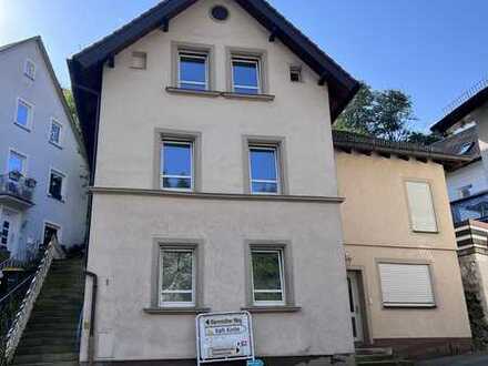 Teilsaniertes 3-Familienhaus mit Potenzial in Bad Berneck