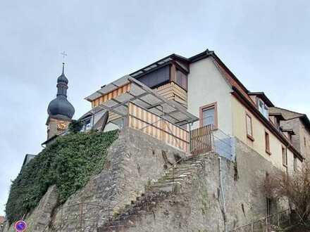 2-Familienhaus mit großzügigem Gewölbekeller und Garten!
