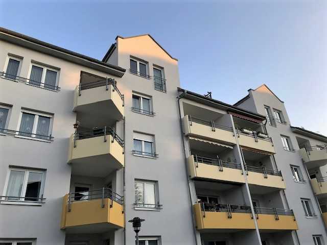 NEU: Helle 3-Raumwohnung mit Balkon in Blasewitz!!!