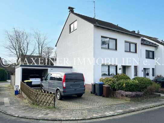 Einfamilienhaus mit großem Garten (Eckgrundstück) und 2 Garagen