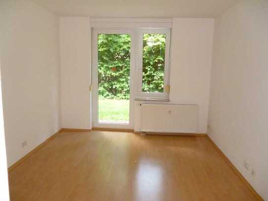 **1-Zimmer-Wohnung mit Terrasse in gepflegter Wohnanlage**