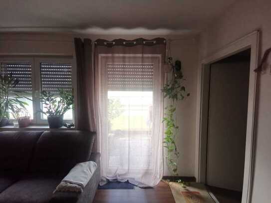 Geschmackvolle 2-Raum-EG-Wohnung mit Balkon und EBK in Bonn