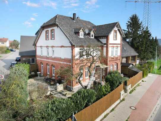 Villa (1-3 Familienhaus) im Schaumburger Land mit zeitloser Eleganz